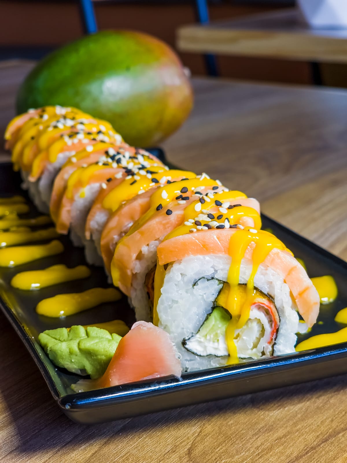 Sushi MANGO ROLL en KYOZON SushiBar